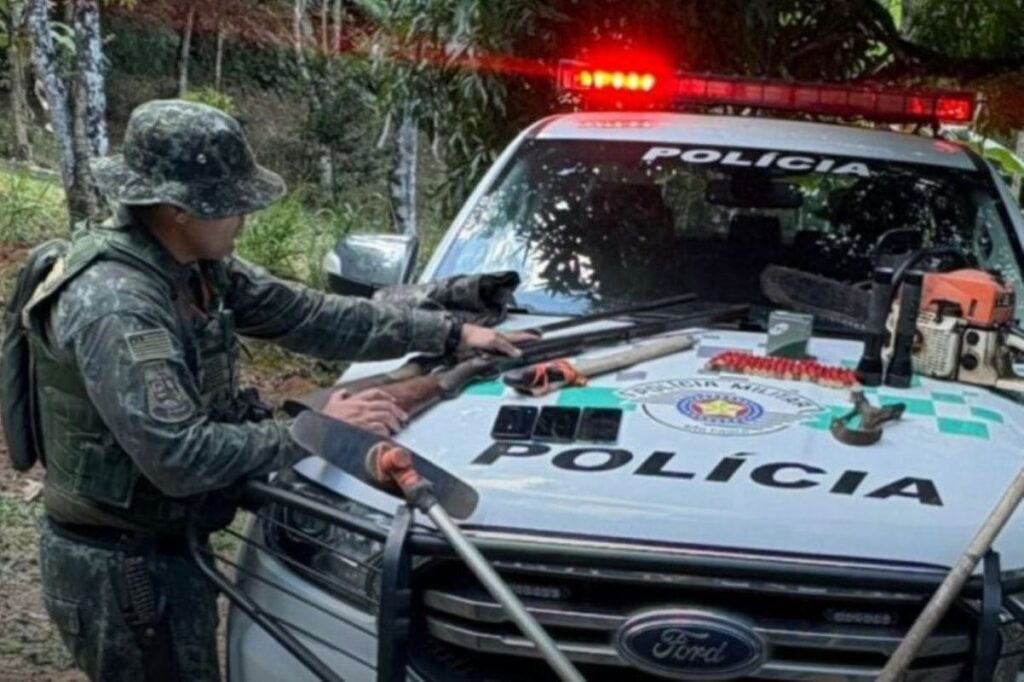 pm-percorre-8h-de-trilha-para-flagrar-cacadores-de-animais-silvestres