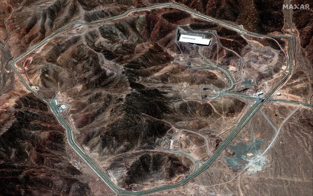ira-confirma-ataque-dos-eua-a-tres-instalacoes-nucleares