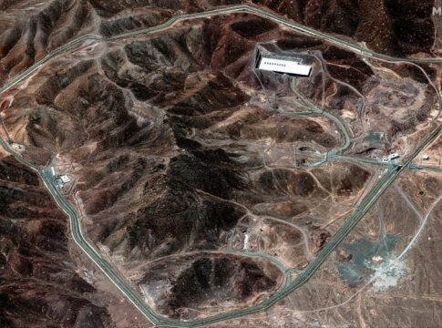 ira-confirma-ataque-dos-eua-a-tres-instalacoes-nucleares