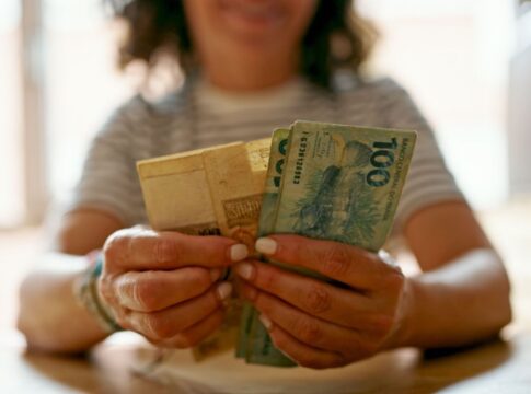 mega-sena:-apostador-leva-sozinho-premio-de-r$-127-mi.-saiba-de-onde