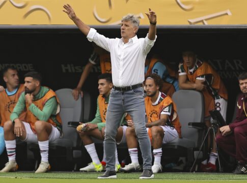 renato-gaucho-cobra-elenco-do-fluminense-apos-sufoco-contra-ulsan-hd