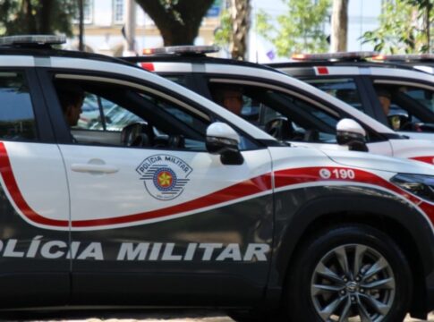 mulher-e-presa-apos-matar-companheiro-esfaqueado-em-apartamento-em-sp