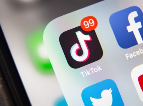 veja-a-nova-trend-do-tiktok-que-atraiu-filhos-de-famosos