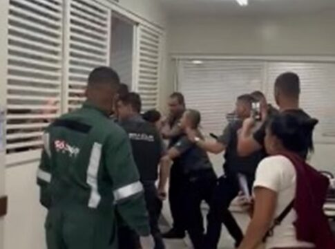 a-cada-63h,-um-profissional-de-saude-sofre-violencia-na-rede-publica