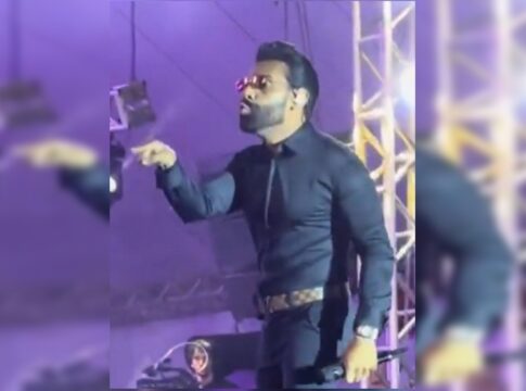 fa-mostra-dedo-do-meio,-e-cantor-pablo-rebate:-“mete-no-seu-c*”.-video