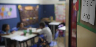 lula-assina-decreto-que-cria-premio-nacional-da-educacao