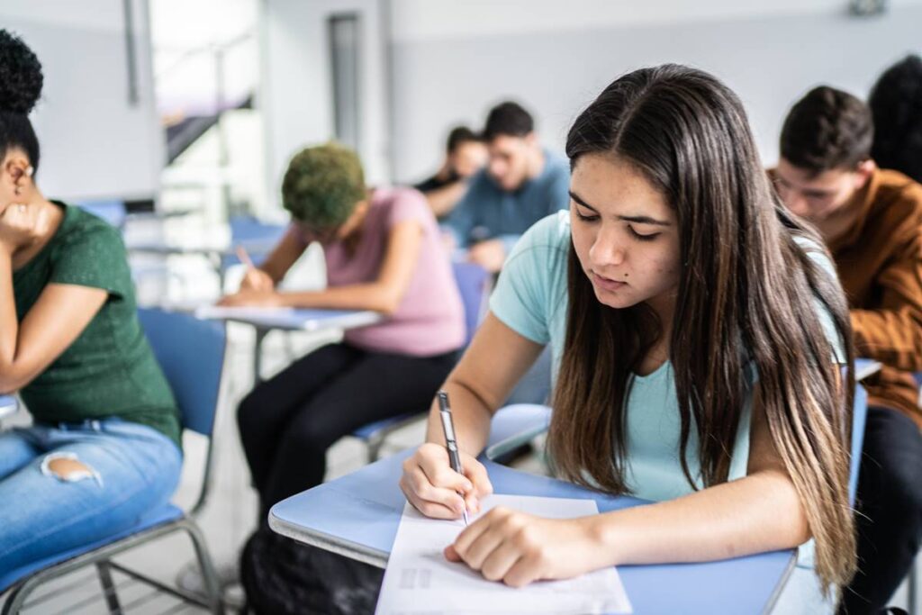 lei-que-exige-protecao-de-mulheres-dentro-de-universidades-e-aprovada