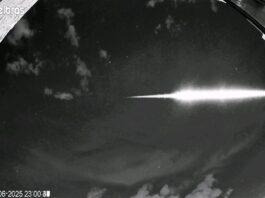 video:-camera-flagra-fenomeno-astronomico-raro-no-ceu-de-brasilia