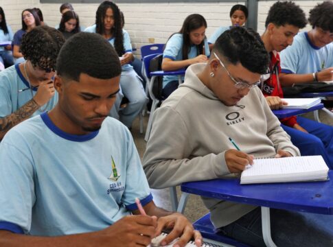 pe-de-meia:-nascidos-em-maio-e-junho-recebem-hoje-parcela-de-r$-200