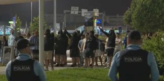 delegacao-do-porto-e-recebida-com-protesto-apos-eliminacao-no-mundial