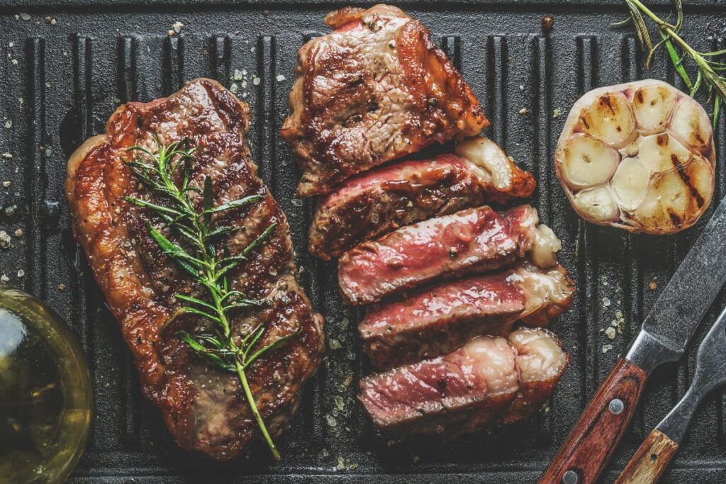 aprenda-a-fazer-marinada-que-deixa-a-carne-dura-mais-macia-e-suculenta
