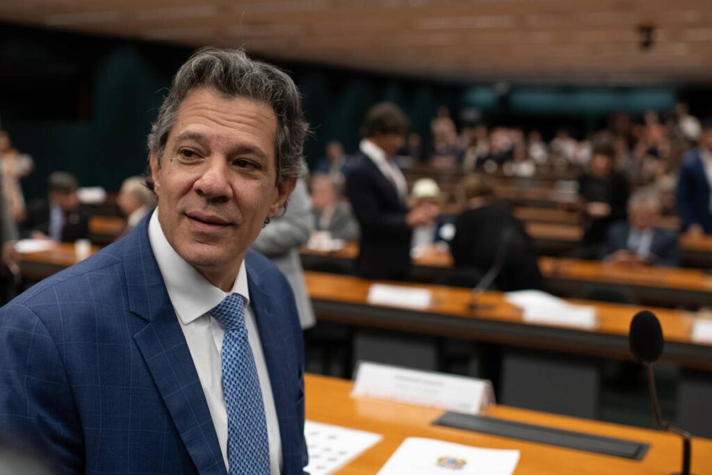 sostenes-dispara-contra-haddad:-“nao-sabe-nada-de-economia”