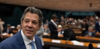 sostenes-dispara-contra-haddad:-“nao-sabe-nada-de-economia”