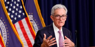eua:-no-senado,-powell-repete-discurso-e-defende-“cautela”-sobre-juros