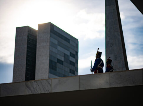liberacao-de-emendas-chega-a-r$-1,7-bi-em-dia-de-crise-com-congresso