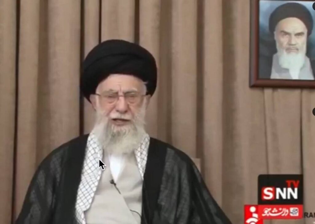 khamenei-nega-destruicao-no-ira-e-diz-que-deu-“tapa-na-cara-dos-eua”