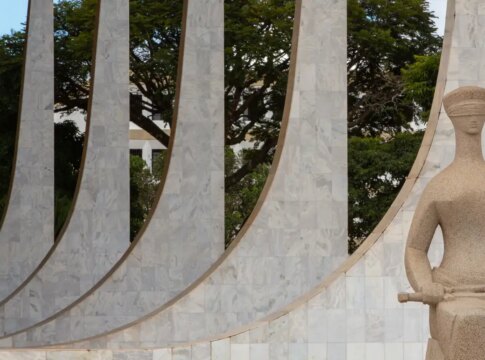 ministros-do-stf-buscam-consenso-sobre-responsabilizacao-das-redes 