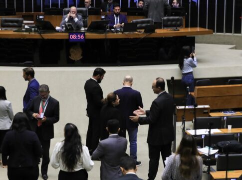 plenario-da-camara-repercute-derrubada-de-decreto-sobre-iof