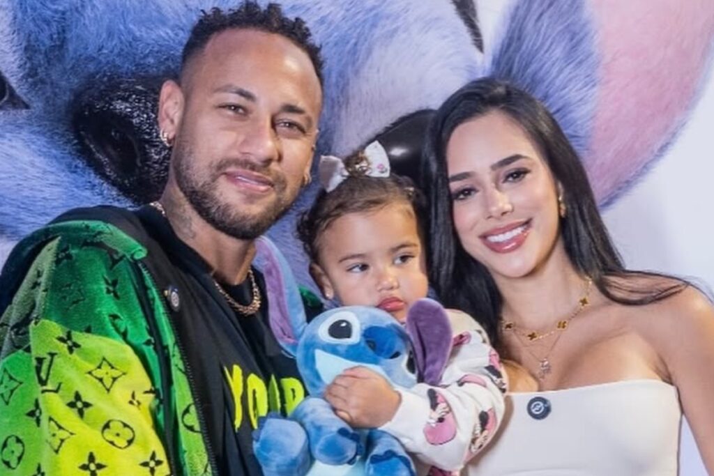 fotos:-bruna-biancardi-mostra-momentos-em-familia-com-neymar-e-mavie