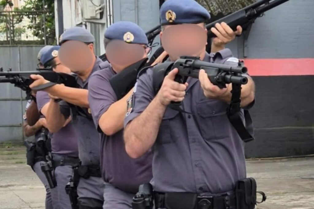 invasao-e-arma-na-cara:-6-casas-foram-alvo-de-acao-ilegal-da-pm-em-sp