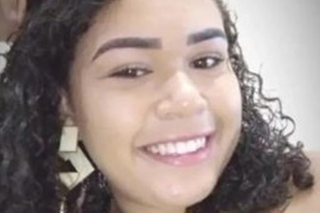 mae-de-“desertora”-esquartejada-pelo-cv:-“vi-minha-filha-em-pedacos”