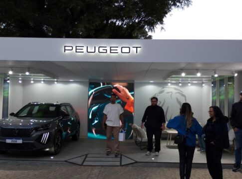 prefeitura-multa-concessionaria-por-instalar-estande-em-parque-tombado