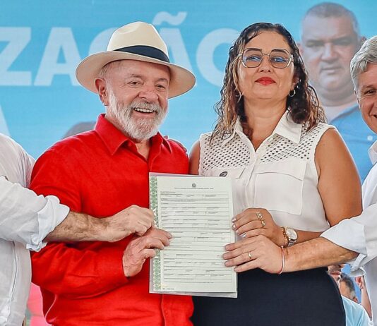 governo-assina-acordo-para-acelerar-regularizacao-fundiaria
