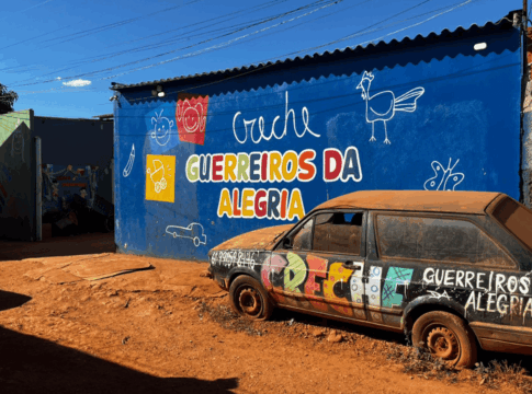 homem-invade-creche,-ameaca-dona-e-da-coronhada-em-crianca-de-1-ano