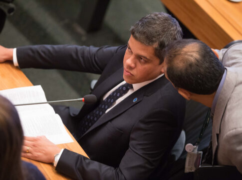 ibaneis-rocha-convoca-reuniao-para-expulsar-daniel-donizet-do-mdb