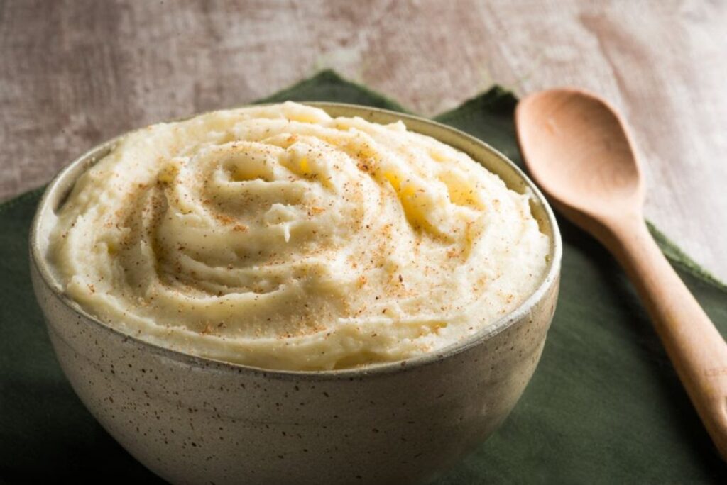 truque-de-chef-garante-um-pure-de-batata-incrivelmente-cremoso;-veja