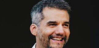 filho-de-wagner-moura-posta-foto-com-o-pai-e-semelhanca-agita-a-web