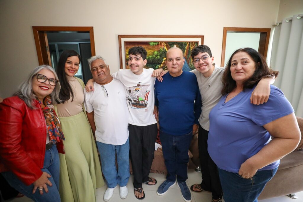 gemeos-de-escola-publica-do-df-farao-intercambio-no-reino-unido