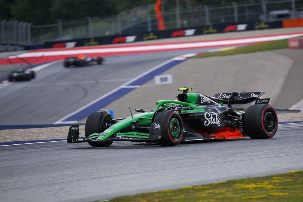 bortoleto-surpreende-e-larga-em-8o-no-gp-da-austria;-norris-e-pole