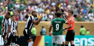 palmeiras-e-botafogo-se-enfrentam-nas-oitavas-do-mundial;-acompanhe