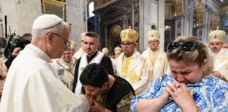 leao-xiv-clama-por-paz-ao-receber-fieis-ucranianos-no-vaticano