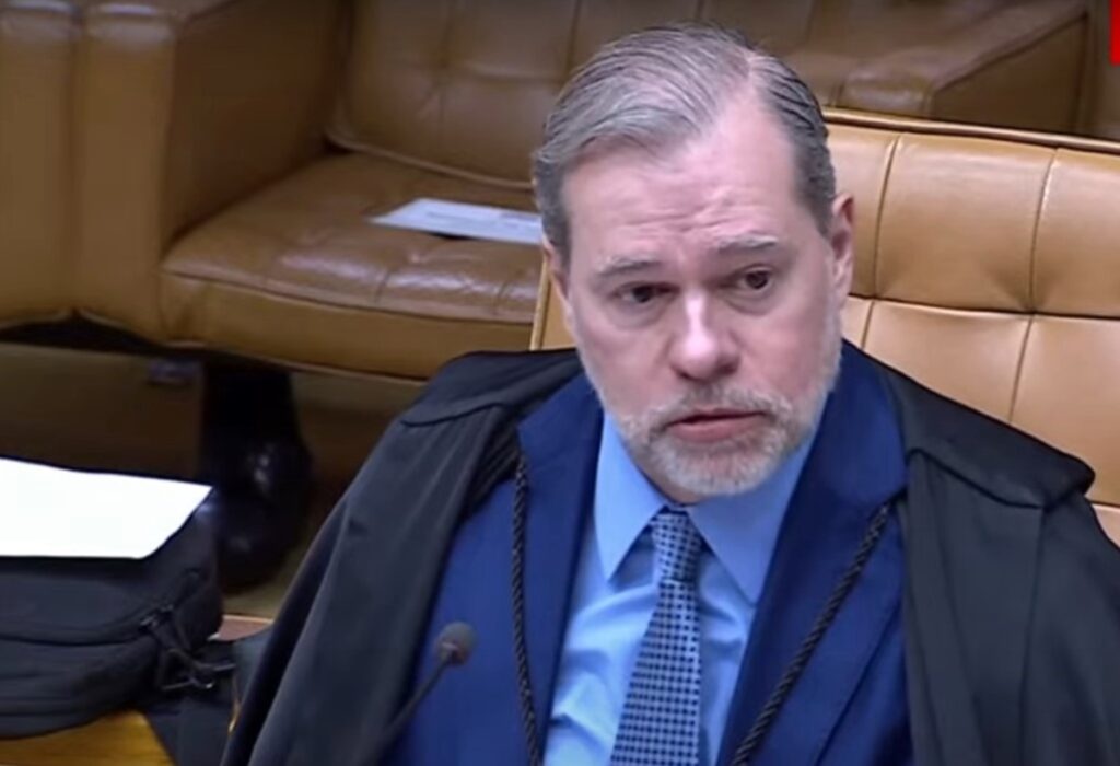 senador-diz-que-choro-de-toffoli-em-julgamento-e-“orgasmo-do-mal”