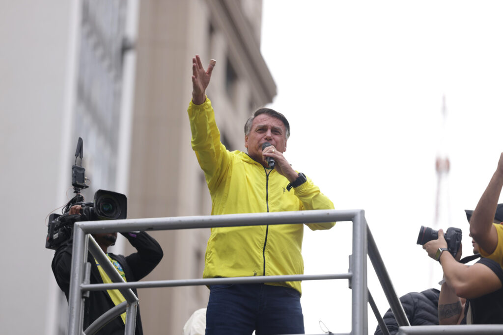 bolsonaro-testa-fidelidade-de-aliados-em-novo-ato-contra-cerco-do-stf