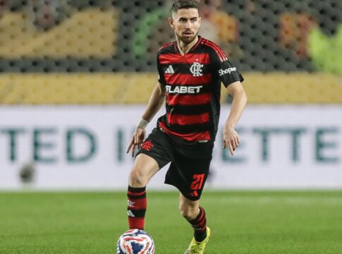 flamengo-encara-bayern-por-vaga-nas-quartas-do-mundial