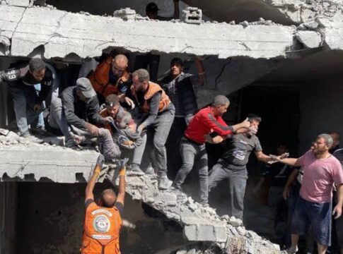 israel-intensifica-ataques-na-faixa-de-gaza;-ao-menos-17-morrem