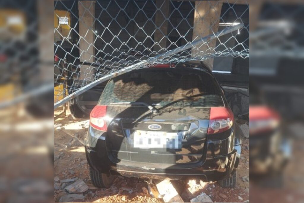motorista-invade-loja-apos-perder-controle-do-carro.-veja-imagens
