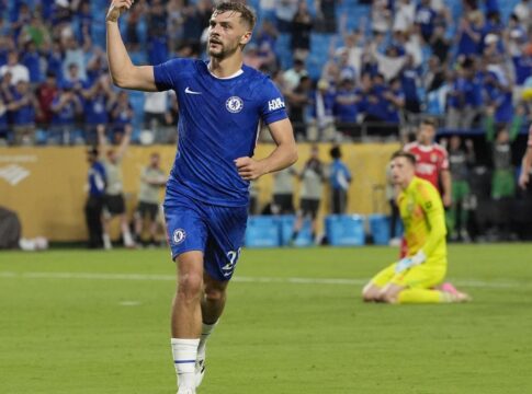 chelsea-goleia-benfica-e-encara-o-palmeiras-nas-quartas-nos-eua