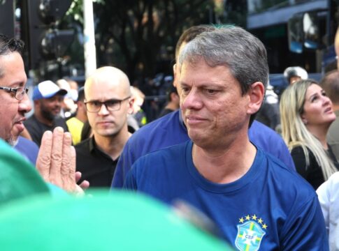 tarcisio-ataca-governo-lula-e-diz-que-“o-brasil-nao-aguenta-mais-o-pt”