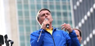 bolsonaro-culpa-esquerda-pelo-8/1-e-diz-que-e-processado-por-“fumaca-de-golpe”