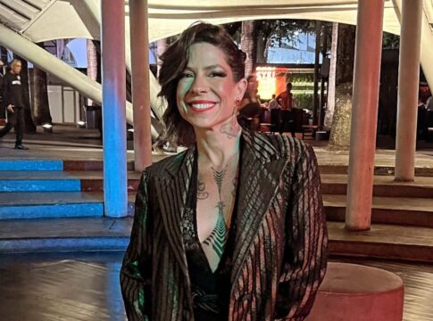 filha-de-raul-seixas-se-emociona-com-serie:-“merecia-algo-grandioso”