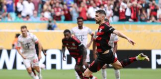 ex-tecnico-do-arsenal-rasga-elogios-a-torcida-do-flamengo-nos-eua