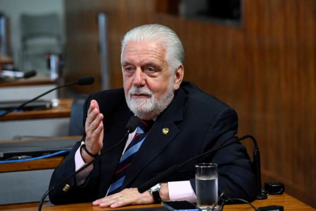 “nao-ha-afronta”-em-governo-judicializar-iof,-defende-lider-no-senado