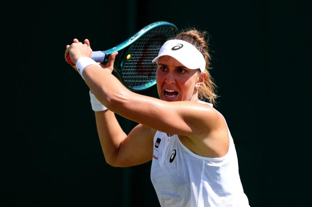 bia-haddad-vence-rebecca-sramkova-na-estreia-em-wimbledon