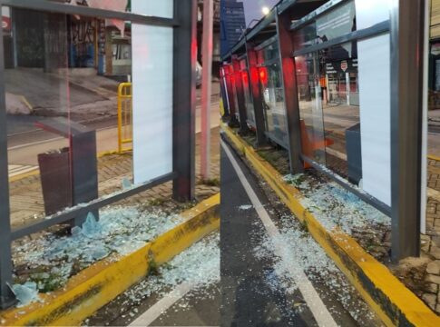 ataques-a-onibus-podem-ser-desafio-de-internet,-diz-vice-governador