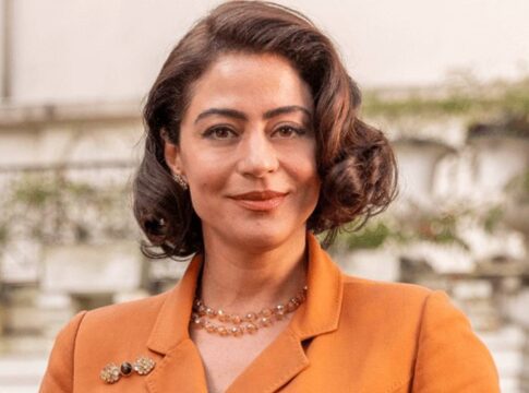 carol-castro-surpreende-com-novo-visual-apos-mudanca-radical