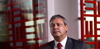 lindbergh-depoe-a-pf-sobre-eduardo-bolsonaro:-“e-um-golpe-continuado”